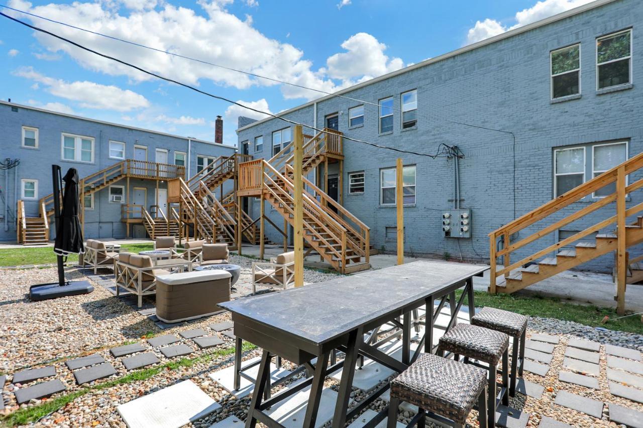 The Village Downtown West Indianapolis Exterior foto
